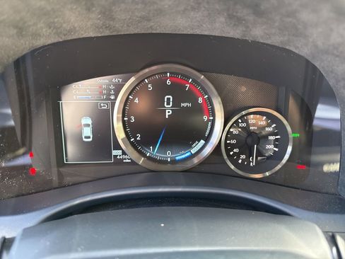 Used 2016 Lexus GS F image 32