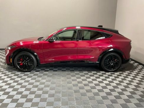 Used 2025 Ford Mustang Mach-E Premium w/ Sport Appearance Package AWD/4WD image 6