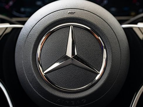 Certified 2024 Mercedes-Benz E 350 E 350 w/ Multicontour Seating Package image 27