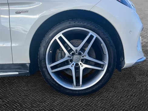 Used 2018 Mercedes-Benz GLE 43 AMG 4MATIC image 11