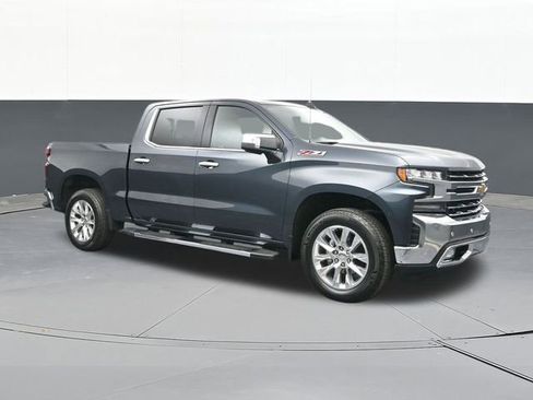 Used 2020 Chevrolet Silverado 1500 LTZ w/ LTZ Premium Package image 21