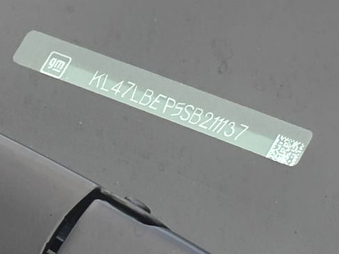 Used 2025 Buick Envista Sport Touring image 29