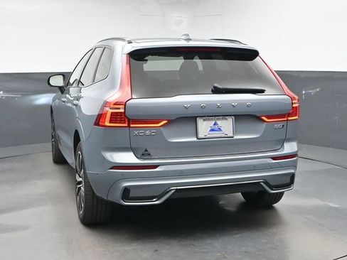 Used 2024 Volvo XC60 B5 Plus w/ Protection Package Premier AWD/4WD image 7