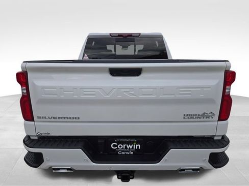 Used 2024 Chevrolet Silverado 1500 High Country w/ Technology Package AWD/4WD image 12