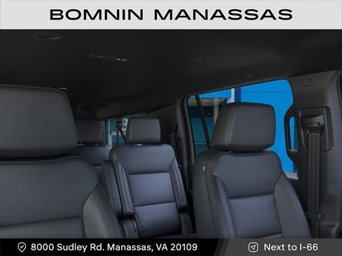 New 2026 Chevrolet Suburban LT w/ Comfort Package AWD/4WD image 24