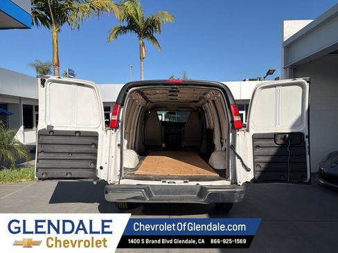 Used 2018 Chevrolet Express 2500 Work Van w/ Driver Convenience Package image 10