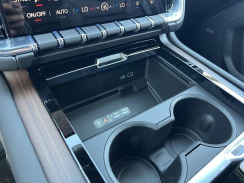 New 2026 GMC Yukon XL Denali w/ Advanced Technology Package image 20