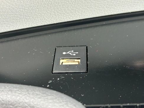 Certified 2026 Toyota Sienna XSE image 33