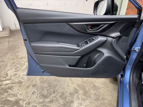 Used 2023 Subaru Crosstrek 2.0i image 9