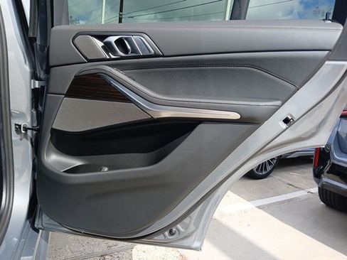 New 2026 BMW X5 xDrive40i AWD/4WD image 11