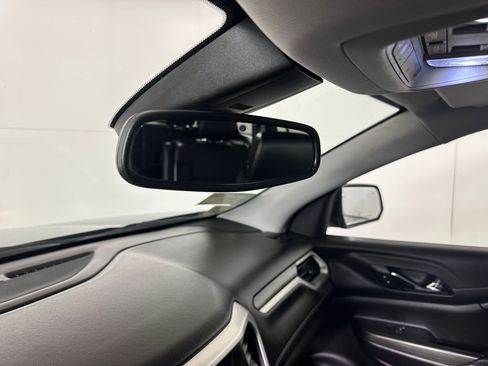 Used 2019 GMC Acadia SLT image 18