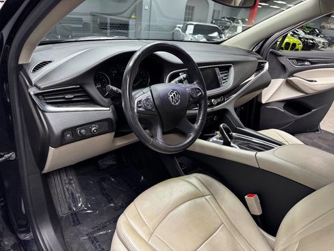 Used 2019 Buick Enclave Essence image 36