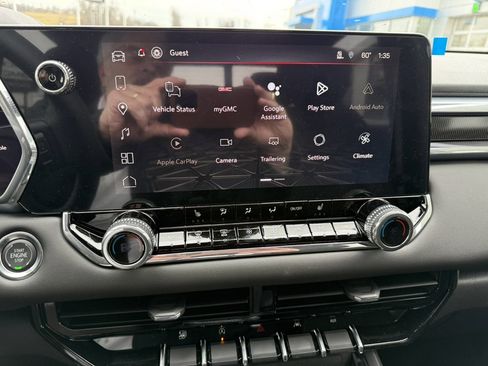 New 2026 GMC Canyon Elevation w/ Convenience Package image 18