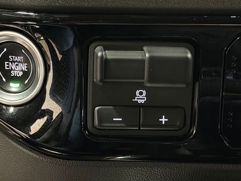 Used 2023 Chevrolet Silverado 1500 RST w/ Protection Package image 33