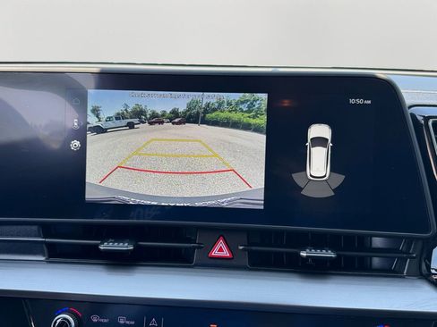 Used 2023 Kia Sportage EX image 26