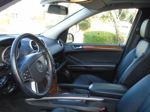Used 2007 Mercedes-Benz ML 320 4MATIC image 4