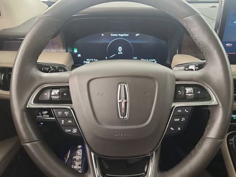 Used 2023 Lincoln Nautilus Reserve w/ Equipment Group 201A image 12