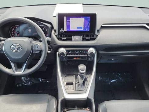 Used 2023 Toyota RAV4 XLE Premium FWD image 11