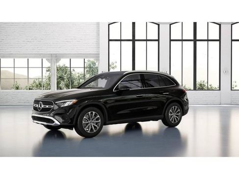 Used 2026 Mercedes-Benz GLC 300 4MATIC image 38