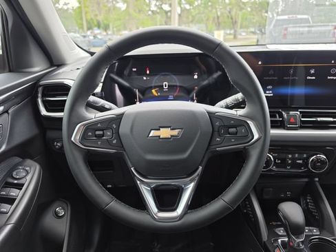 New 2026 Chevrolet TrailBlazer LT w/ Convenience Package FWD image 16