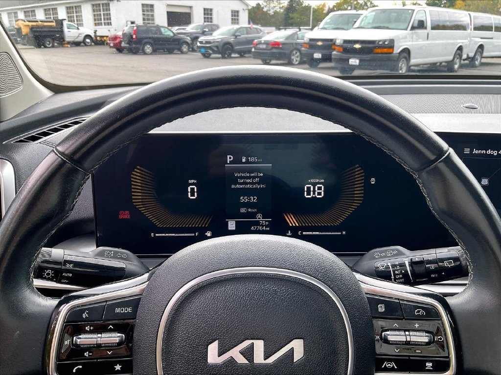 Used 2025 Kia Sorento S w/ Panoramic Sunroof Package AWD/4WD image 15
