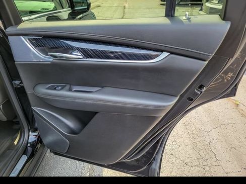 Certified 2023 Cadillac XT6 Premium Luxury w/ LPO, Floor Liner Package AWD/4WD image 30