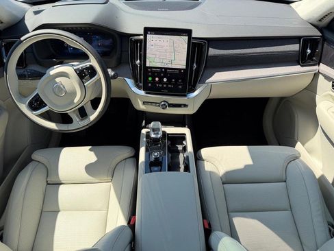 New 2026 Volvo XC90 T8 Ultra w/ Lounge Package image 5