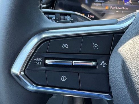 New 2025 Chevrolet Suburban Premier image 15