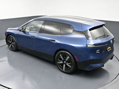 Used 2022 BMW iX xDrive50 w/ Sport Package image 47