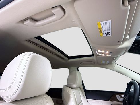 Certified 2024 Mercedes-Benz GLE 350 4MATIC image 18
