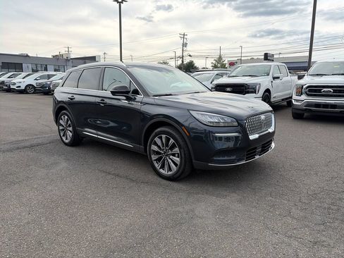 Certified 2022 Lincoln Corsair Reserve w/ Elements Package AWD/4WD image 8