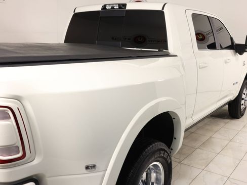 Used 2024 RAM 3500 Limited w/ Towing Technology Group AWD/4WD image 46