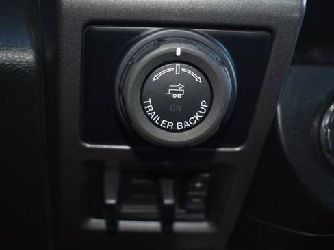 Used 2016 Ford F150 XLT w/ Equipment Group 302A Luxury AWD/4WD image 33