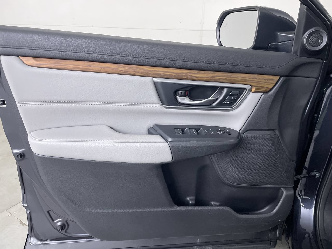 Used 2019 Honda CR-V EX-L image 11