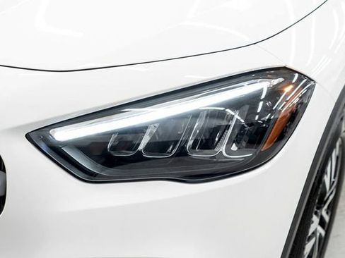 Used 2025 Mercedes-Benz GLA 250 4MATIC image 39