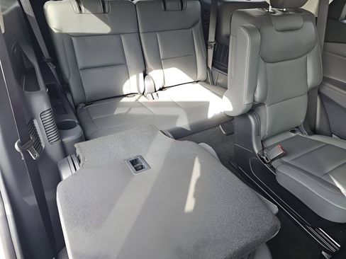 New 2026 Ford Explorer Active w/ Active Comfort Package image 5