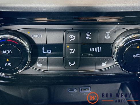 New 2026 Chevrolet Trax LT w/ Driver Confidence Package FWD image 24