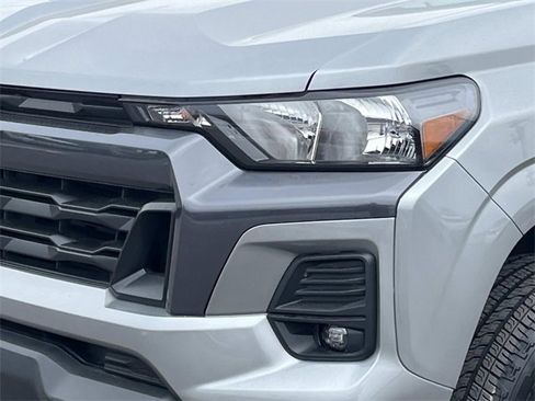 Used 2023 Chevrolet Colorado LT w/ LT Convenience Package image 9