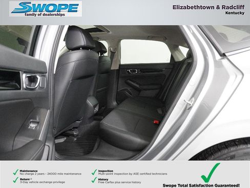 Used 2022 Honda Civic Touring image 11