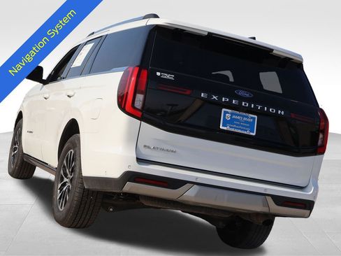 Certified 2025 Ford Expedition Platinum image 3