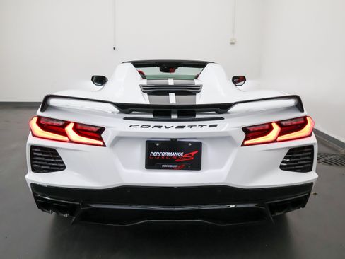 Used 2024 Chevrolet Corvette Stingray Preferred Conv w/ Z51 Performance Package RWD image 5