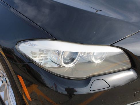 Used 2011 BMW 535i Sedan image 20