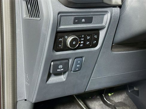 Used 2025 Ford F150 Raptor AWD/4WD image 6