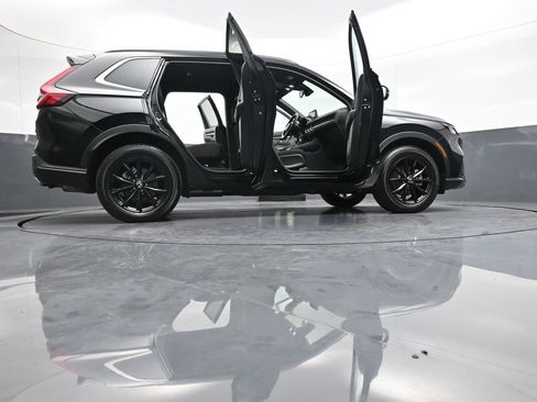Certified 2025 Honda CR-V Sport image 47