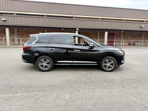 Used 2017 INFINITI QX60 Luxe w/ Premium Plus Package AWD/4WD image 4