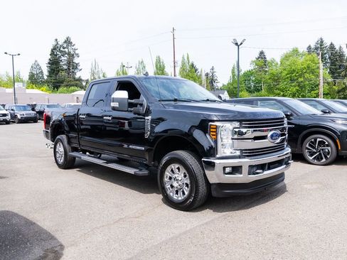 Used 2019 Ford F250 Lariat w/ Chrome Package AWD/4WD image 26