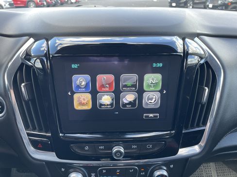 Used 2018 Chevrolet Traverse Premier w/ LPO, Floor Liner Package AWD/4WD image 12