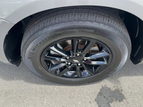 Used 2020 Dodge Journey SE w/ Blacktop Package FWD image 14