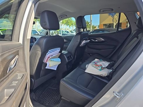 Used 2020 GMC Terrain SLT w/ Preferred Package FWD image 5