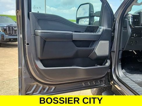 Used 2023 Ford F250 Lariat w/ Sport Appearance Package AWD/4WD image 22